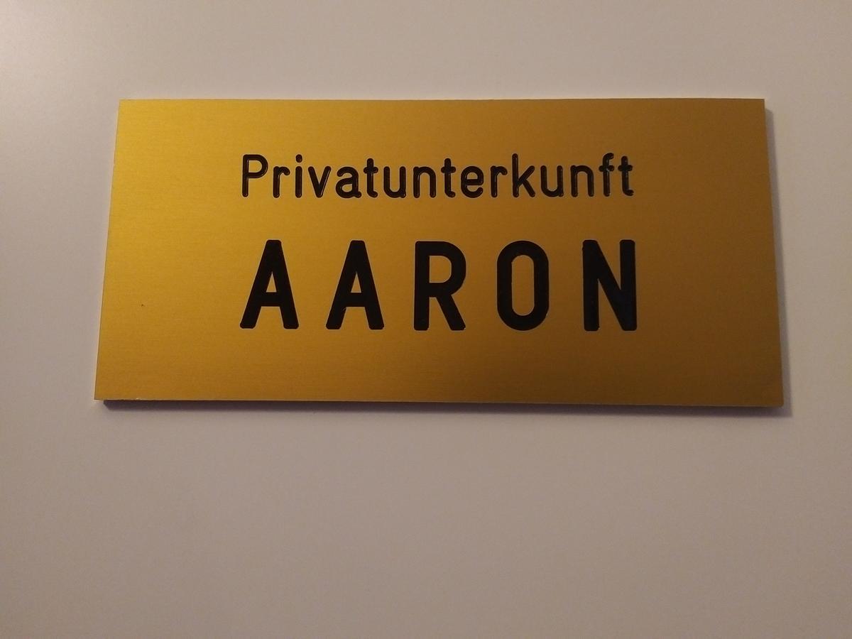 Aaron - Privatunterkunft Magdeburg Dış mekan fotoğraf